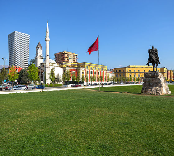 Tirana alt